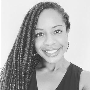 Meet your Posher, Alexandra